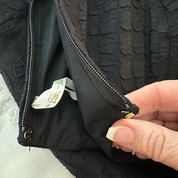 Pinapple pucker textured jacquard Brialyn one shoulder jumpsuit - Picture 11 of 12